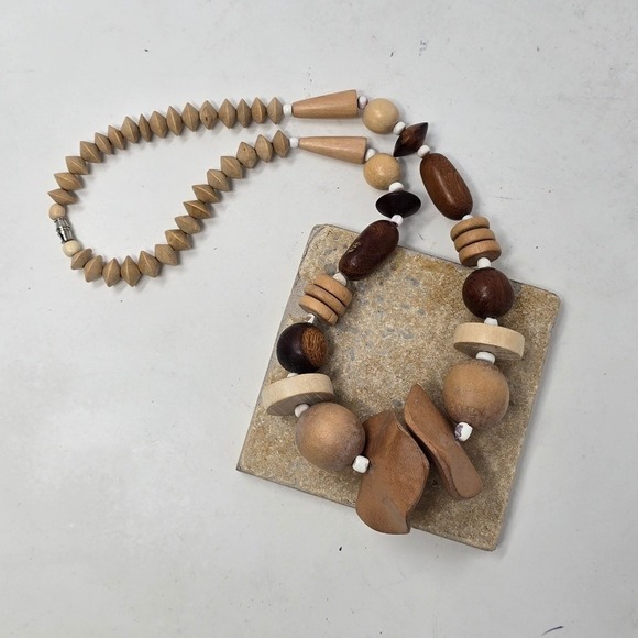 Jewelry - Vtg Y2K chunky wood bead statement necklace women brown earthy boho naturalist